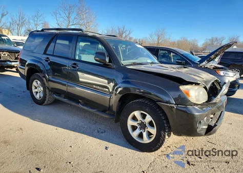 2006 Toyota 4Runner Sr5 z USA, uszkodzony, nr VIN JTEBT14R860058277